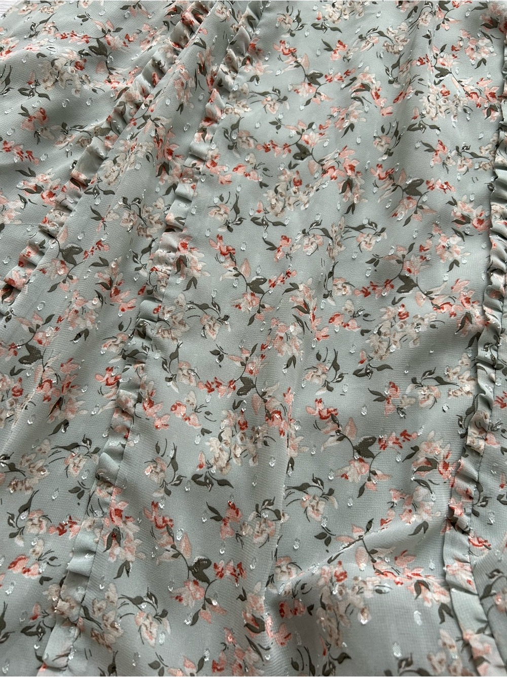Breath of Youth - Magical Rose Petals on the Floor Dress - Small - Picture 5 of 9